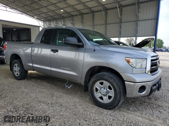2012 Toyota Tundra z VIN 5TFUM5F1XCX039466, wystawiony jako Copart lot #53440515 z przebiegiem 246 012 mil mil oraz Szkoda całkowita • Salvage title. Historia ofert i sprzedaży dostępna na DreamBid. Obrazek 4.