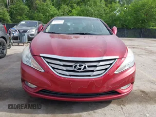 2012 Hyundai Sonata Limited z VIN 5NPEC4AC8CH495651, wystawiony jako IAAI lot #42249079 z przebiegiem 172 797 mil mil oraz . Historia ofert i sprzedaży dostępna na DreamBid. Obrazek 6.