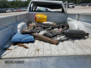 1988 Chevrolet Silverado 3500 z VIN 1GCGC34K3JE141720, wystawiony jako Copart lot #53824654 z przebiegiem 194 390 mil mil oraz Nie do naprawy. Historia ofert i sprzedaży dostępna na DreamBid. Obrazek 10.