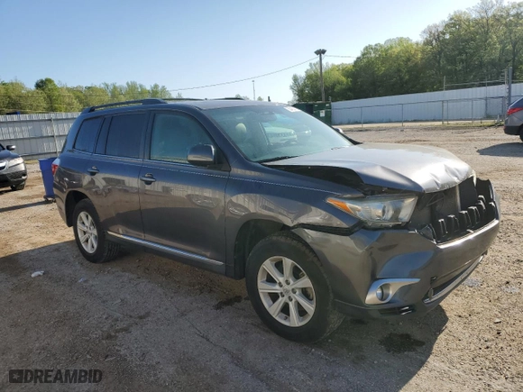 2013 Toyota Highlander with VIN 5TDZK3EH3DS105149, listed as a Copart auction lot 50462015 with 153,359 mi miles and Salvage Title. Bid and sale history available at carsss.com. Image 4.