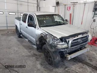 2009 Toyota Tacoma with VIN 3TMLU42NX9M032451, listed as a IAAI auction lot 39830147 with 109,333 mi miles and . Bid and sale history available at DreamBid. Image 1.