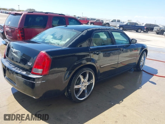 2006 Chrysler 300 Touring with VIN 2C3KA53G46H435401, listed as a IAAI auction lot 41662596 with 205,503 mi miles and . Bid and sale history available at DreamBid. Image 4.