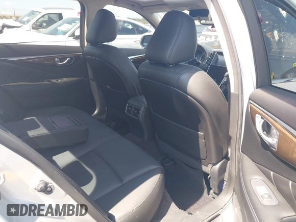 2019 Infiniti Q50 Luxe z VIN JN1EV7AP3KM510305, wystawiony jako IAAI lot #42225255 z przebiegiem 33 902 mil mil oraz . Historia ofert i sprzedaży dostępna na DreamBid. Obrazek 8.