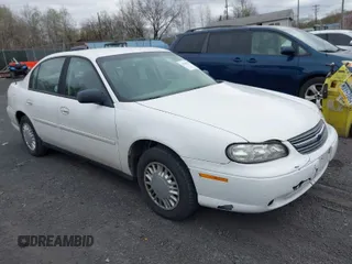 2004 Chevrolet Classic with VIN 1G1ND52F24M564104, listed as a IAAI auction lot 42081525 with 142,182 mi miles. Bid and sale history available at carsss.com. Image 1.