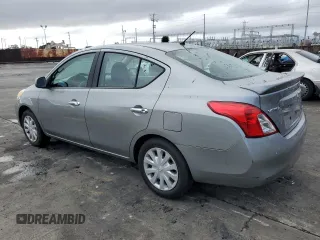 2014 Nissan Versa SV with VIN 3N1CN7AP6EL830501, listed as a Copart auction lot 44570275 with 92,211 mi miles and Clean Title. Bid and sale history available at carsss.com. Image 2.