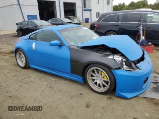 2005 Nissan 350Z with VIN JN1AZ34D25M607805, listed as a Copart auction lot 72138724 with 64,696 mi miles and Salvage Title. Bid and sale history available at carsss.com. Image 4.
