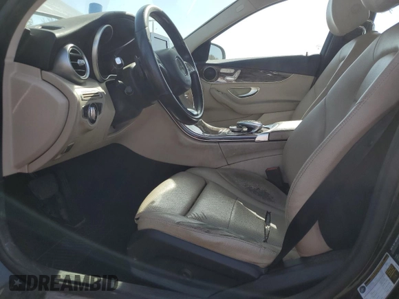 2016 Mercedes-Benz C 300 Luxury with VIN 55SWF4KB2GU110783, listed as a Copart auction lot 55200175 with 137,555 mi miles and Clean Title. Bid and sale history available at carsss.com. Image 7.