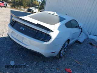 2020 Ford Mustang GT z VIN 1FA6P8CF5L5157752, wystawiony jako IAAI lot #40629901 z przebiegiem 37 450 mil mil oraz . Historia ofert i sprzedaży dostępna na DreamBid. Obrazek 4.