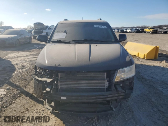 2019 Dodge Journey SE with VIN 3C4PDCBB3KT770900, listed as a Copart auction lot 42358415 with 44,438 mi miles and Salvage Title. Bid and sale history available at DreamBid. Image 5.