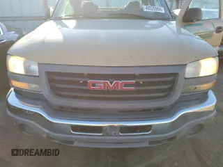2007 GMC Sierra 1500 with VIN 1GTHC29D17E113884, listed as a Copart auction lot 40520994 with Not Provided miles and Salvage Title. Bid and sale history available at DreamBid. Image 11.