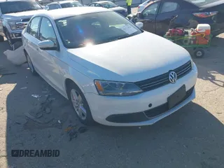 2014 Volkswagen Jetta Sedan TDI with VIN 3VWLL7AJ8EM284323, listed as a IAAI auction lot 41712828 with 192,625 mi miles. Bid and sale history available at carsss.com. Image 1.