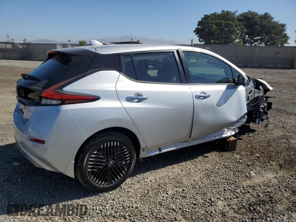2025 Nissan LEAF SV Plus with VIN 1N4CZ1CV7SC561383, listed as a Copart auction lot 77488484 with 1,565 mi miles and Salvage Title. Bid and sale history available at carsss.com. Image 3.