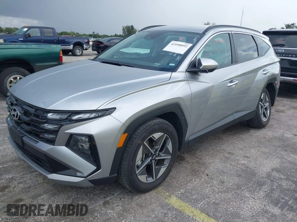 2025 Hyundai Tucson SEL z VIN 5NMJB3DE5SH465219, wystawiony jako IAAI lot #42490892 z przebiegiem 11 135 mil mil oraz . Historia ofert i sprzedaży dostępna na DreamBid. Obrazek 17.