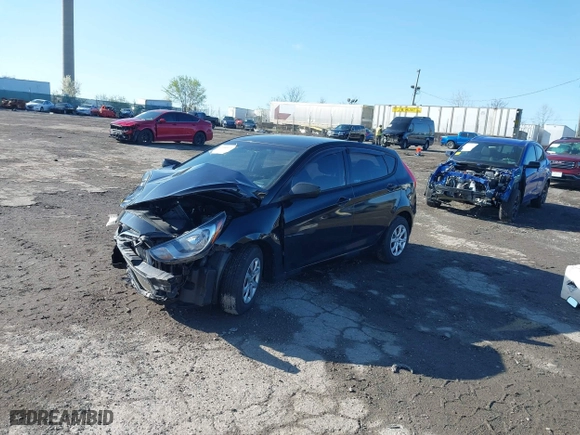2014 Hyundai Accent GS with VIN KMHCT5AE0EU189319, listed as a IAAI auction lot 41985071 with 72,633 mi miles. Bid and sale history available at carsss.com. Image 2.