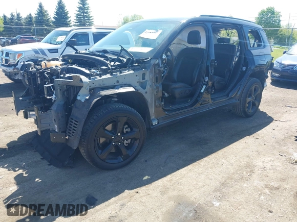 2022 Jeep Grand Cherokee Altitude z VIN 1C4RJJAG0N8529074, wystawiony jako IAAI lot #42242145 z przebiegiem Nie podano mil oraz . Historia ofert i sprzedaży dostępna na DreamBid. Obrazek 17.