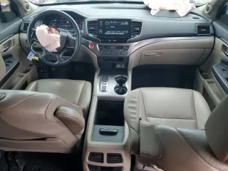 2021 Honda Pilot EX-L z VIN 5FNYF6H50MB036573, wystawiony jako Copart lot #54623025 z przebiegiem 108 967 mil mil oraz Szkoda całkowita • Salvage title. Historia ofert i sprzedaży dostępna na DreamBid. Obrazek 8.