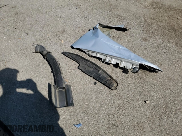 2007 Ford Focus S z VIN 1FAFP34N97W264411, wystawiony jako Copart lot #53251655 z przebiegiem 159 516 mil mil oraz Szkoda całkowita • Salvage title. Historia ofert i sprzedaży dostępna na DreamBid. Obrazek 12.