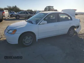 2002 Honda Civic LX with VIN 2HGES15572H586397, listed as a Copart auction lot 87985645 with 237,916 mi miles and Salvage Title. Bid and sale history available at carsss.com. Image 1.