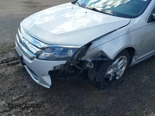 2011 Ford Fusion SE with VIN 3FAHP0HA8BR273529, listed as a IAAI auction lot 41890616 with 85,486 mi miles. Bid and sale history available at carsss.com. Image 6.