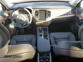 2024 Volvo XC90 Plus Bright Theme with VIN YV4062PE9R1145506, listed as a Copart auction lot 42505965 with 18,734 mi miles and Salvage Title. Bid and sale history available at carsss.com. Image 8.