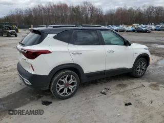 2021 Kia Seltos SX with VIN KNDETCA22M7116568, listed as a Copart auction lot 51619985 with 50,065 mi miles and Salvage Title. Bid and sale history available at carsss.com. Image 3.