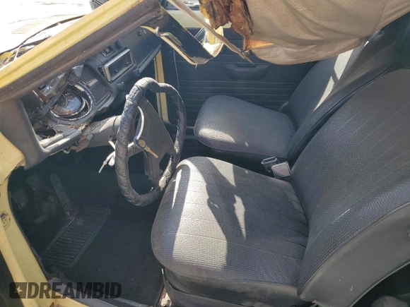 1972 Volkswagen Beetle with VIN 1522360640, listed as a Copart auction lot 50975555 with Not Provided miles and Salvage Title. Bid and sale history available at DreamBid. Image 7.