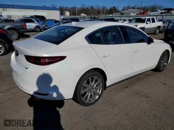2021 Mazda 3 with VIN JM1BPBDL1M1339693, listed as a Copart auction lot 82402463 with 13,024 mi miles and . Bid and sale history available at DreamBid. Image 3.