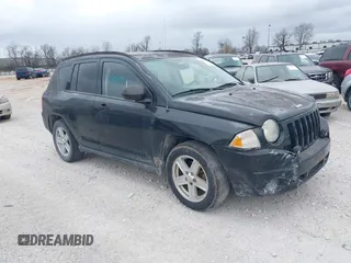 2007 Jeep Compass Sport with VIN 1J8FF47W57D356045, listed as a IAAI auction lot 41808939 with 209,671 mi miles. Bid and sale history available at carsss.com. Image 1.