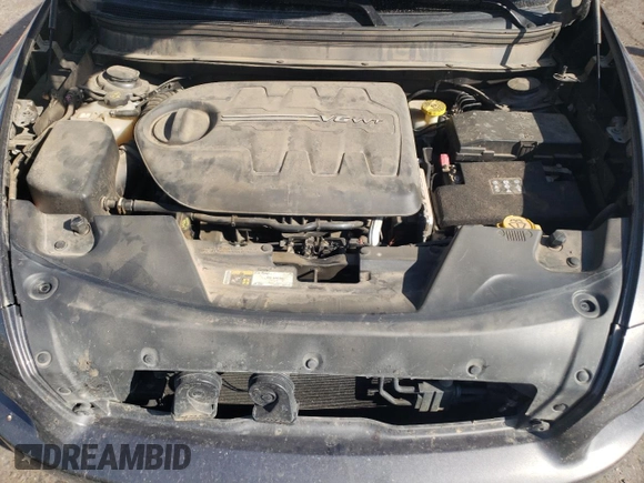 2016 Jeep Cherokee Latitude z VIN 1C4PJMCS7GW367128, wystawiony jako Copart lot #76350924 z przebiegiem 95 423 mil mil oraz Szkoda całkowita • Salvage title. Historia ofert i sprzedaży dostępna na DreamBid. Obrazek 13.