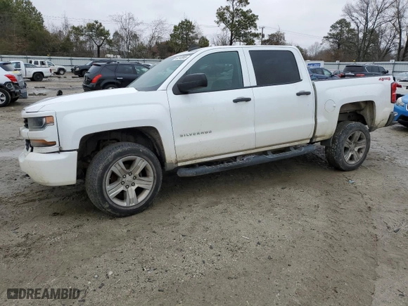 2018 Chevrolet Silverado 1500 Custom with VIN 3GCUKPEC7JG627041, listed as a Copart auction lot 44240965 with 113,012 mi miles and Salvage Title. Bid and sale history available at carsss.com. Image 1.