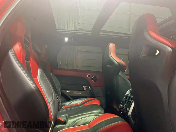 2016 Land Rover Range Rover Sport SVR с VIN SALWZ2EF7GA544520, выставлен на аукционе Copart как лот 59821005 с пробегом 47 589 миль миль и Чистый • Clean title. История ставок и продаж доступна на DreamBid. Изображение 6.