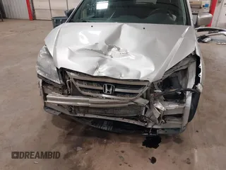 2007 Honda Odyssey EX с VIN 5FNRL384X7B442481, выставлен на аукционе IAAI как лот 41956493 с пробегом 221 997 миль миль и . История ставок и продаж доступна на DreamBid. Изображение 6.