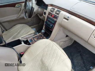 2000 Mercedes-Benz E 320 with VIN WDBJF65J9YB025467, listed as a IAAI auction lot 41975774 with Not Provided miles and . Bid and sale history available at DreamBid. Image 5.