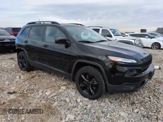 2016 Jeep Cherokee Altitude with VIN 1C4PJMAB8GW375516, listed as a Copart auction lot 88896475 with 73,044 mi miles and Salvage title. Bid and sale history available at DreamBid. Image 4.