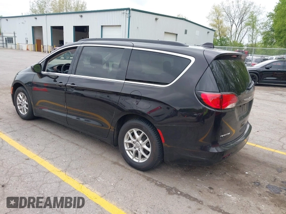 2017 Chrysler Pacifica Touring with VIN 2C4RC1DG9HR620973, listed as a IAAI auction lot 42250448 with 108,863 mi miles and . Bid and sale history available at DreamBid. Image 3.