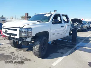 2011 Chevrolet Silverado 1500 LT with VIN 3GCPCSEA1BG296020, listed as a IAAI auction lot 41825565 with 225,006 mi miles and . Bid and sale history available at DreamBid. Image 2.