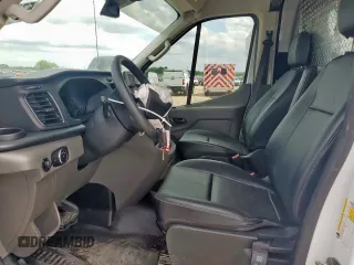 2023 Ford Transit Cargo с VIN 1FTRU8XG2PKB03545, выставлен на аукционе Copart как лот 57811895 с пробегом 29 474 миль миль и Списание • Salvage title. История ставок и продаж доступна на DreamBid. Изображение 7.