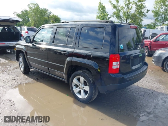 2015 Jeep Patriot Latitude with VIN 1C4NJPFB7FD178770, listed as a IAAI auction lot 42546578 with 130,429 mi miles and . Bid and sale history available at DreamBid. Image 3.