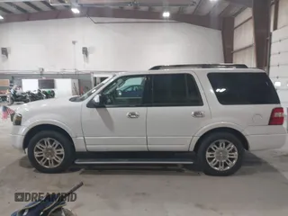 2011 Ford Expedition Limited z VIN 1FMJU2A54BEF43951, wystawiony jako IAAI lot #42557407 z przebiegiem 160 705 mil mil oraz . Historia ofert i sprzedaży dostępna na DreamBid. Obrazek 14.