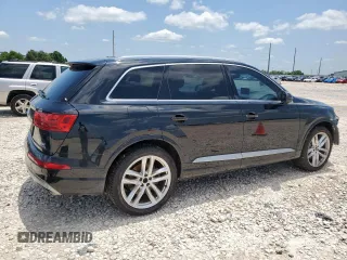 2017 Audi Q7 Prestige with VIN WA1VAAF79HD020632, listed as a Copart auction lot 60118155 with 144,250 mi miles and Salvage title. Bid and sale history available at DreamBid. Image 3.