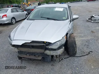 2017 Ford Fusion SE z VIN 3FA6P0HD8HR126511, wystawiony jako IAAI lot #42192296 z przebiegiem Nie podano mil oraz . Historia ofert i sprzedaży dostępna na DreamBid. Obrazek 12.