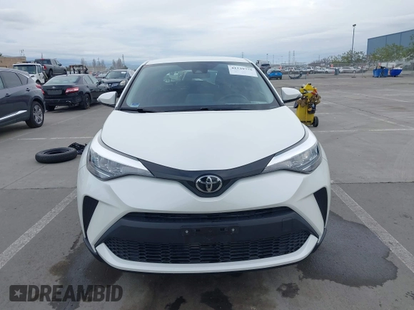 2021 Toyota C-HR LE with VIN JTNKHMBX1M1098521, listed as a IAAI auction lot 41539775 with 14,840 mi miles. Bid and sale history available at carsss.com. Image 13.