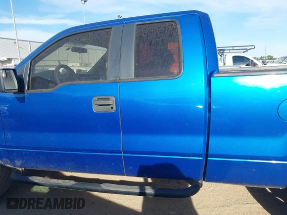 2013 Ford F-150 XL with VIN 1FTFX1CF7DFC04521, listed as a IAAI auction lot 41824572 with 175,506 mi miles. Bid and sale history available at carsss.com. Image 14.