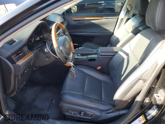 2014 Lexus ES 300h z VIN JTHBW1GG9E2071885, wystawiony jako Copart lot #61654645 z przebiegiem 156 595 mil mil oraz Szkoda całkowita • Salvage title. Historia ofert i sprzedaży dostępna na DreamBid. Obrazek 7.