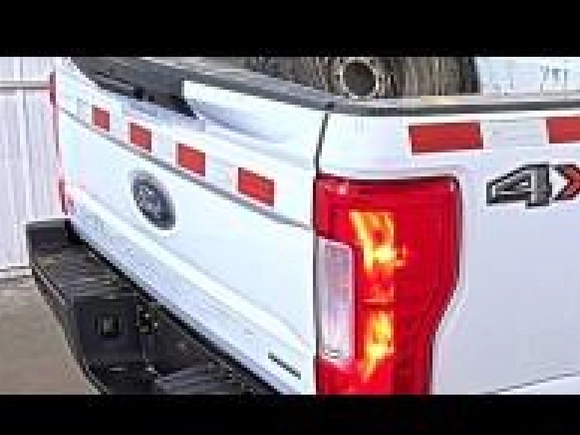 2018 Ford F-250 XL with VIN 1FT7X2B6XJEB43341, listed as a IAAI auction lot 42559799 with 191,877 mi miles and . Bid and sale history available at DreamBid. Image 27.