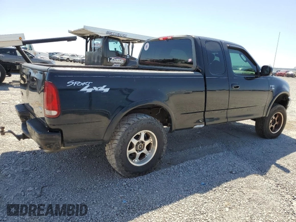 2003 Ford F-150 XL z VIN 2FTRX18W83CB15153, wystawiony jako Copart lot #52976575 z przebiegiem Nie podano mil oraz Szkoda całkowita • Salvage title. Historia ofert i sprzedaży dostępna na DreamBid. Obrazek 3.