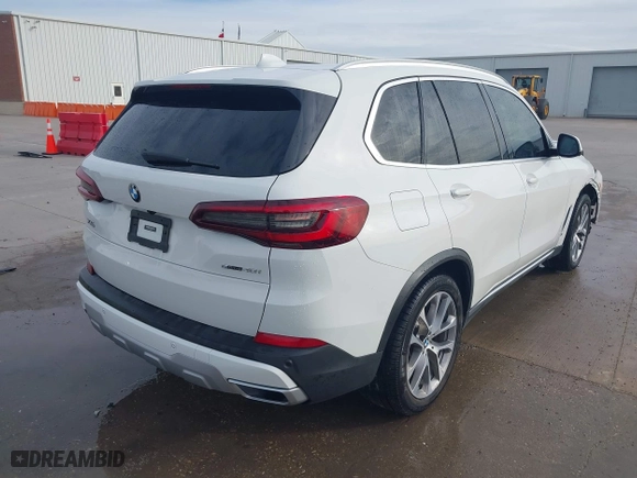 2020 BMW X5 sDrive40i with VIN 5UXCR4C07L9C72634, listed as a IAAI auction lot 41729802 with 1 mi miles. Bid and sale history available at carsss.com. Image 4.
