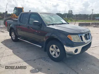2010 Nissan Frontier SE z VIN 1N6AD0ER5AC411374, wystawiony jako IAAI lot #42468324 z przebiegiem 95 245 mil mil oraz . Historia ofert i sprzedaży dostępna na DreamBid. Obrazek 1.
