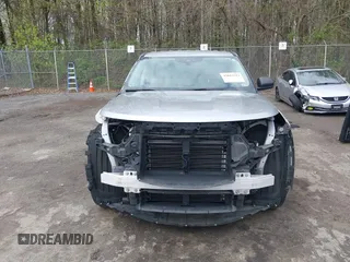 2022 Ford Explorer with VIN 1FMSK7BH9NGA08252, listed as a IAAI auction lot 42012523 with 122,293 mi miles and . Bid and sale history available at DreamBid. Image 12.