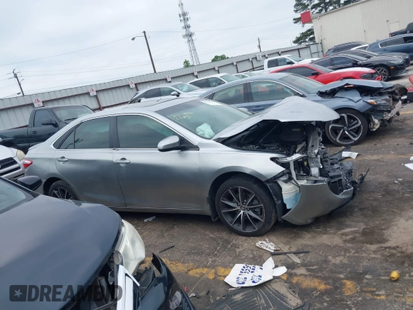 2017 Toyota Camry XLE z VIN 4T1BF1FK0HU436644, wystawiony jako IAAI lot #42134920 z przebiegiem 136 917 mil mil oraz . Historia ofert i sprzedaży dostępna na DreamBid. Obrazek 13.